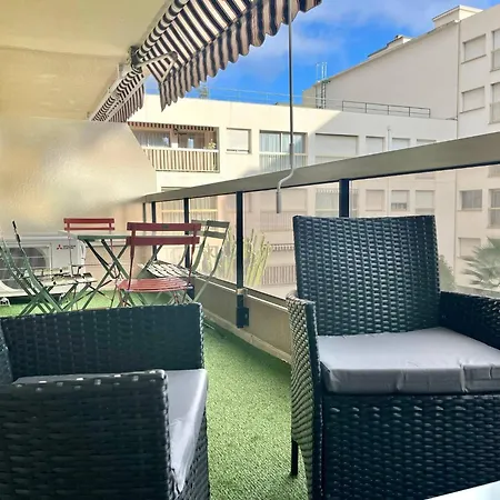 Port Garavan Calme, Piscine, Rénové, Parking Appartement *