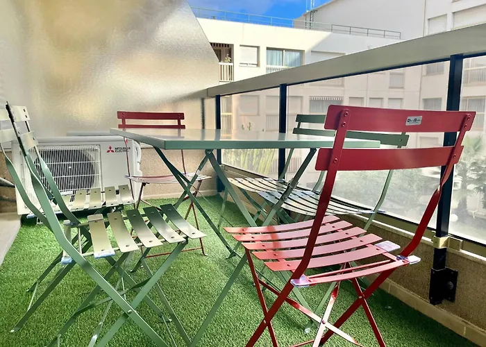 Apartamento Port Garavan Calme, Piscine, Rénové, Parking Menton