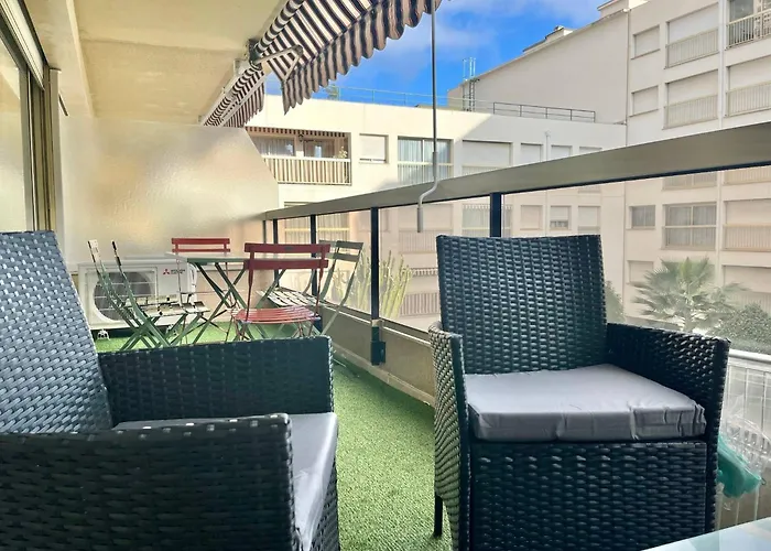 Port Garavan Calme, Piscine, Rénové, Parking Apartamento *